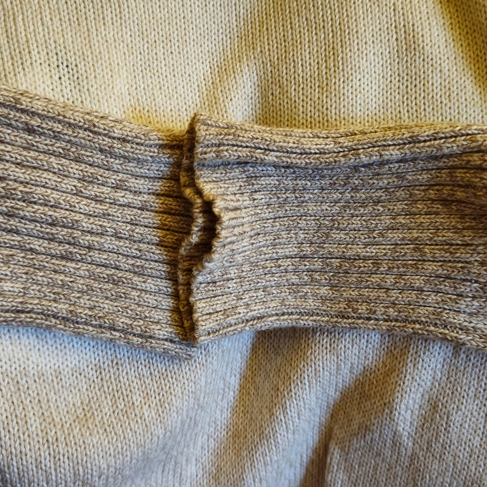 Sweater - Picture 3 of 3